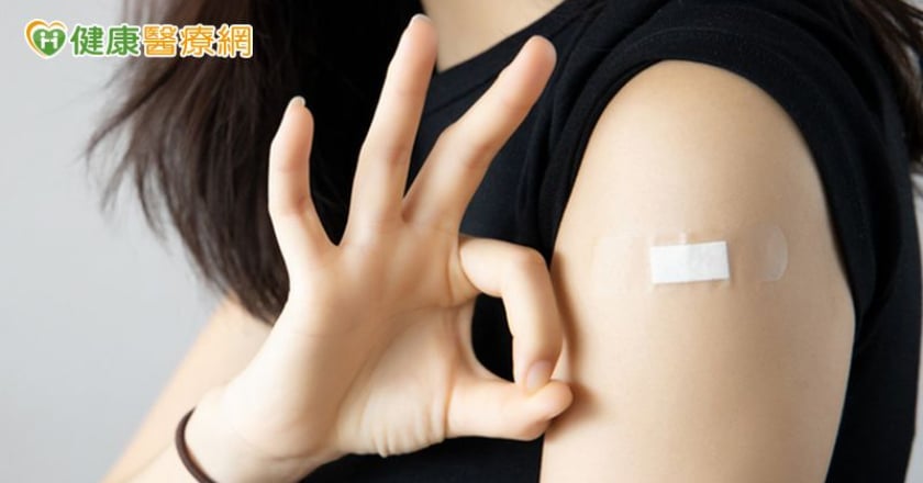 天氣變冷最危險!呼吸道病毒升溫 疾管署急籲:流感、新冠疫苗一定要打