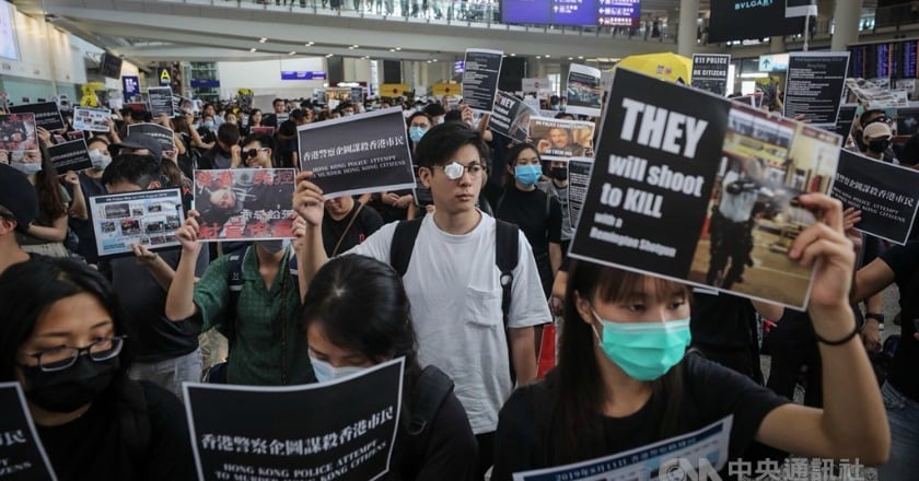 香港法庭頒臨時禁制令 禁止示威抗議干擾機場使用