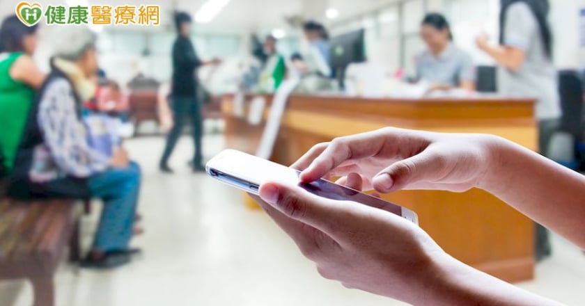 異地就醫忘帶健保卡怎麼辦？　「虛擬健保卡」方便不延遲