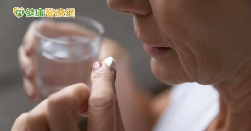 長期使用阿斯匹靈預防腦中風有風險? 醫師警告這幾種情況都是副作用