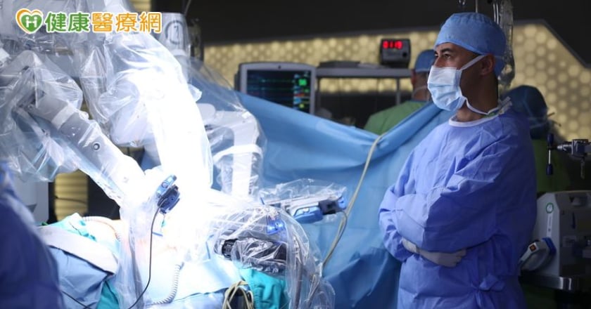 肺癌治療再進化！「機械手臂結合單孔」微創 83歲阿嬤術後5日出院