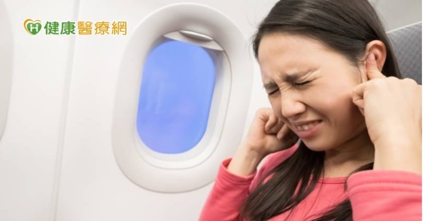 中年女長途飛行竟「暴聾」　 中藥針灸挽回聽力