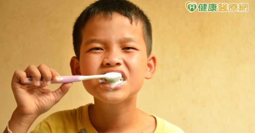 孩子口腔清潔做對了嗎？調查揭逾3成有牙科問題 蛀牙最常見