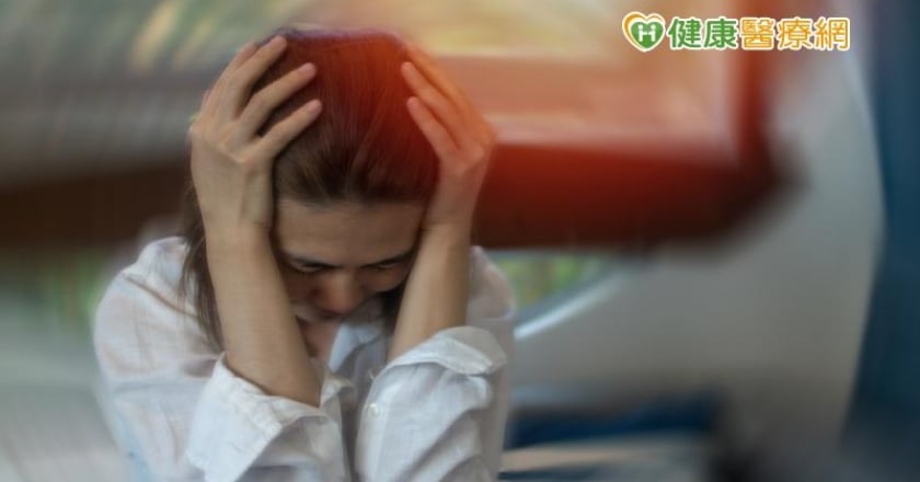 頭痛欲裂、看東西重影！　醫警示：顱內動脈瘤破裂恐致死