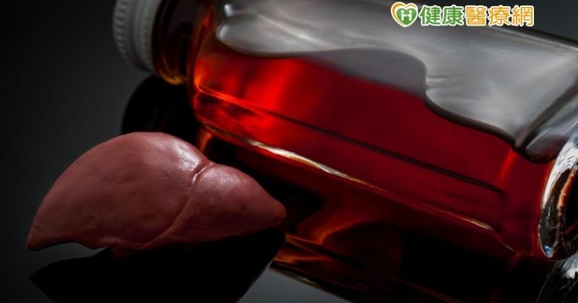燒酒乎乾啦　當心酒精性脂肪肝喝到變肝癌