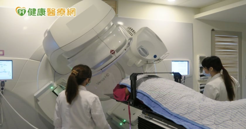 嗜酒男頸部腫塊不理　一個月後確診下咽癌4期