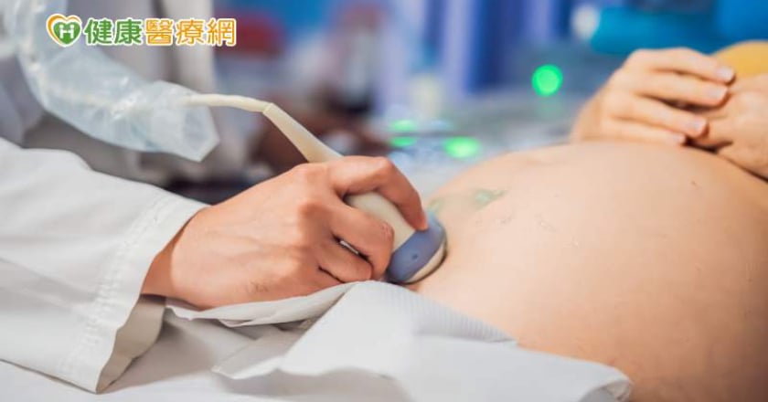10月起擴大孕婦愛滋篩檢計畫 人工流產者也可公費篩檢！