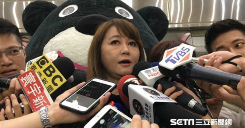 柯文哲局處首長再爆出走 觀傳局長簡余晏請辭