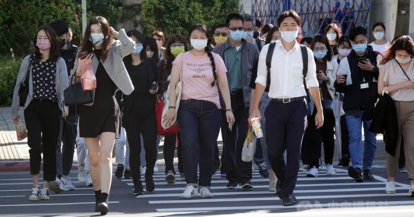 週休3日公民提案　人事行政總處3原因不予參採