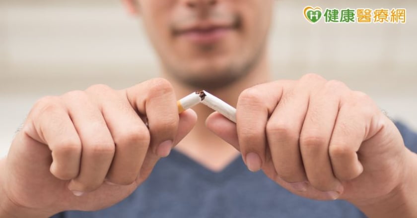 研究:戒菸者記憶力、語言能力退化減緩!戒10年失智風險與從未吸菸者相似