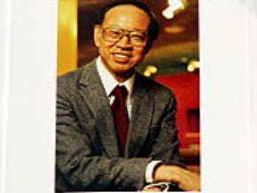 總統頒褒揚令 派蘇起追思丘宏達