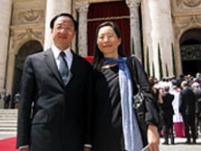 教廷大典 義總理向江宜樺致意 