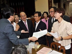 立院審追加預算 藍營甲級動員