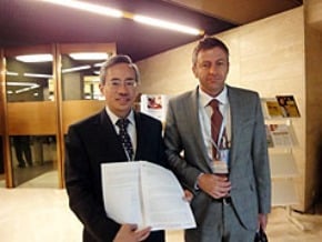 台抗議信 世衛祕書長派人收下 