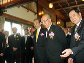 吳伯雄：兩岸關係不能走回頭路
