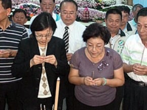 邱素貞婆婆往生 蔡英文弔唁