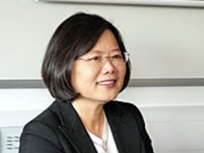 蔡英文：將更積極與中國對話 