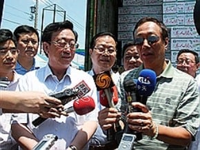 河南團訪南投 郭台銘促銷特產 