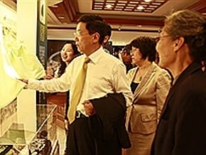中國宗教局官員訪證嚴法師