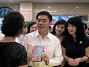 訪上海 郝：自由行賓至如歸