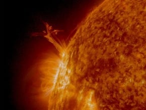 美國NASA捕捉太陽表面大量噴射離子體畫面