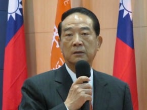 親民黨回來了　宋楚瑜兩手策略