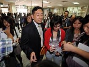 雙國籍案逆轉 李慶安無罪定讞 藍支持綠質疑