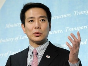 日本前外相前原誠司宣佈將競選民主黨黨首