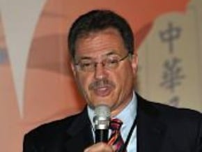 戴蒙：台灣民主化是世界借鏡