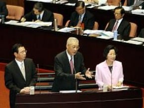 政府總預算 差短連3年縮減