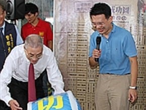 蘇俊賓造勢 吳揆站台力挺