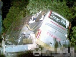 旅遊客車湖南翻車　致10死8重傷