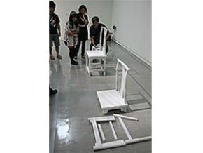 艾未未個展　作品斷裂照常展