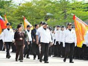 大選特勤成軍 防彈掃街車上陣