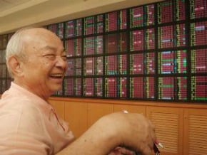 4日 希臘危機解除 台股漲142.92點