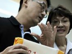 拒當年金孤兒 2萬私校師連署