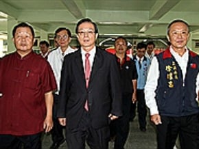 吳清基訪苗 允補助6校整建