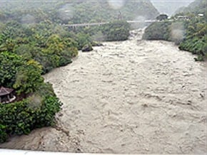 極端氣候 台東罕見11月豪雨
