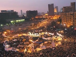 埃及數萬人示威反對軍人組閣 美歐促軍方交權