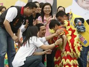 羅世雄江玲君拚立委 總統力挺