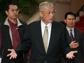 吳揆：勿隔果打人 糟蹋農民