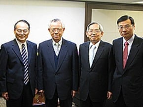 合庫年終 超過4.6個月