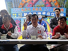 建設地方 總統：公平對待