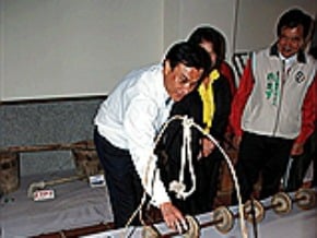 訪南勢社區 蘇嘉全盼資源整合