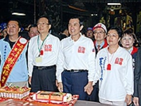 彰化藍營兩派參選人爭取馬支持