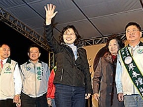 蔡英文趕場 盼新北得票過半