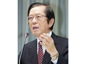 楊進添：預估明年下半年免美簽