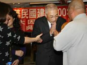 吳敦義：10個月後有望免美簽