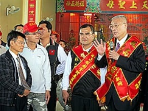 吳敦義廟宇參拜 輔選林益世