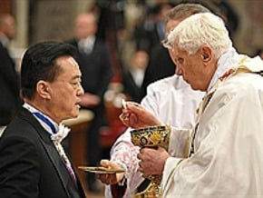 駐梵大使新年獲教宗聖體